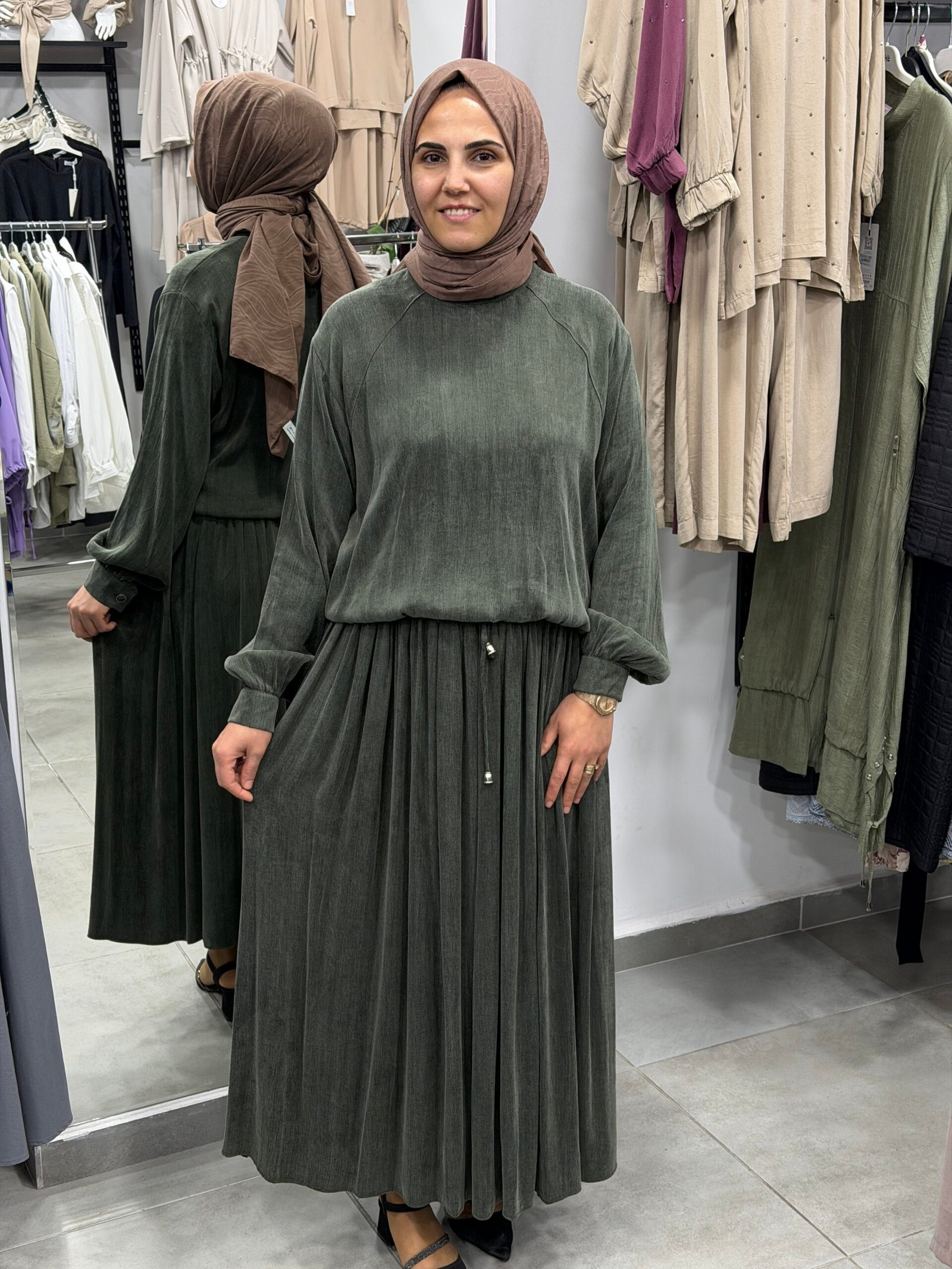 İpek Cupra Etekli takım - Görsel 2