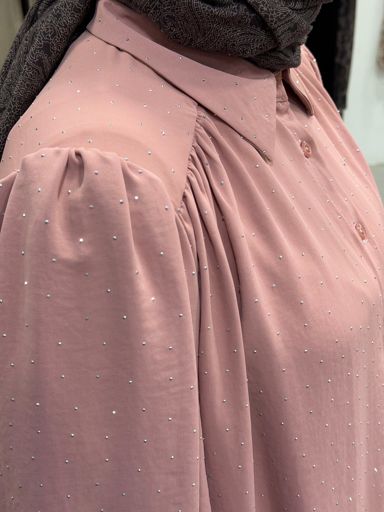 Pudra Taş Detaylı Gömlek - Görsel 2