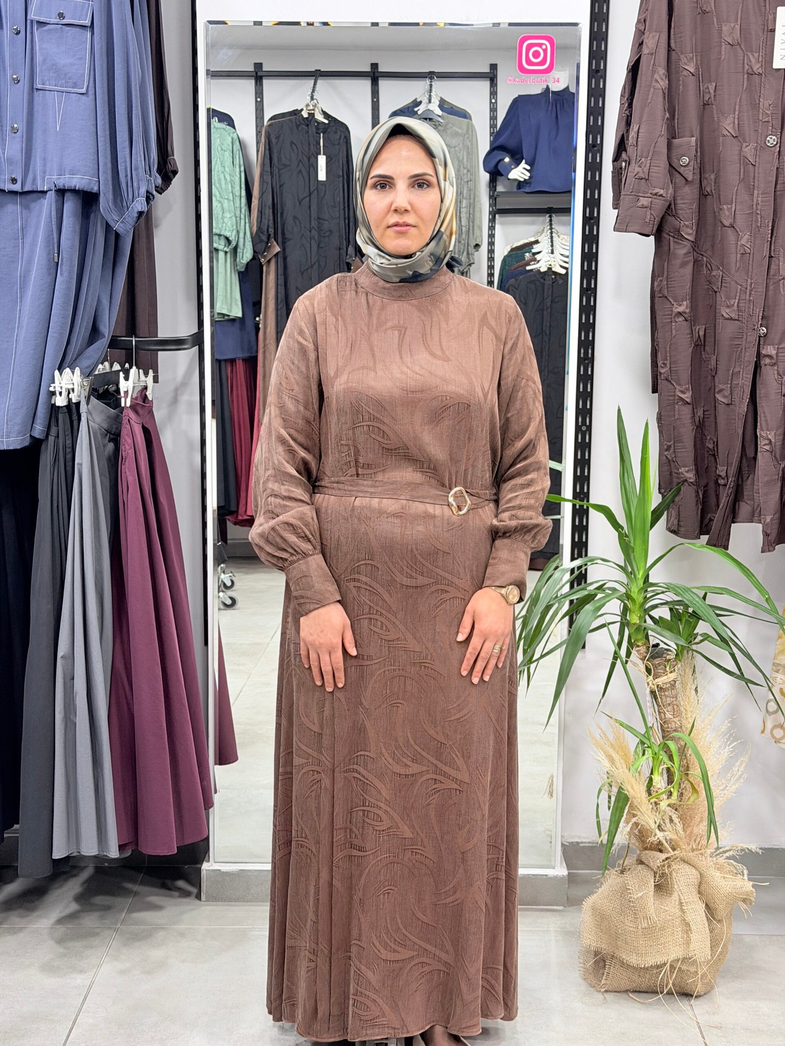 Premium İpek Elbise - Görsel 2