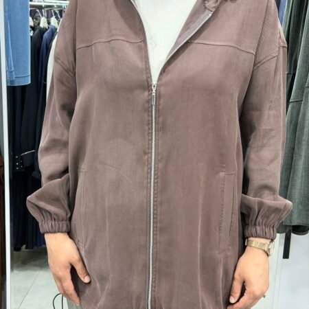 Spor Model Kapüşonlu Kısa Kap